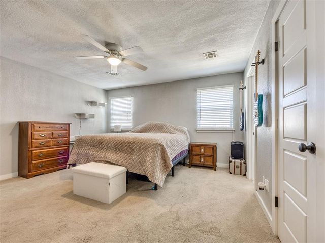 323 Willow Creek Circle, Norman, OK 73071