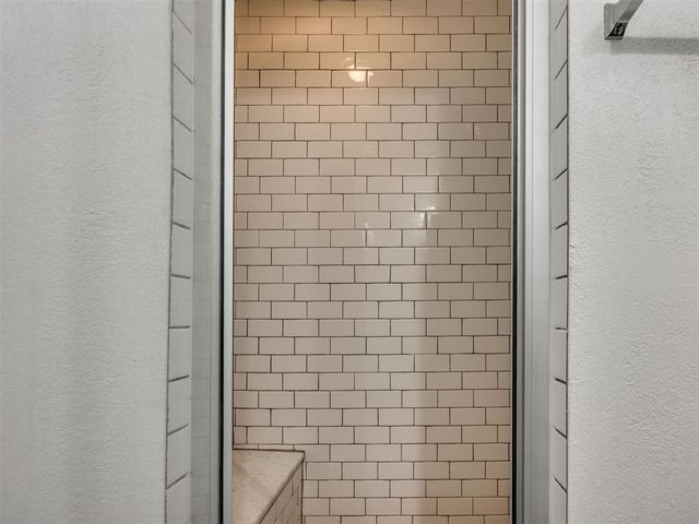 323 Willow Creek Circle, Norman, OK 73071