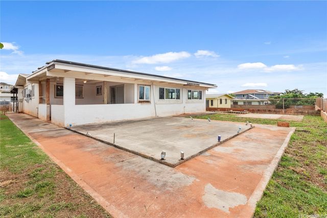 94-444 Loaa Street, Waipahu, HI 96797