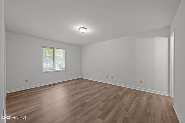 212 Rockledge Road, New Bern, NC 28562
