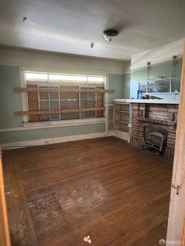 2877 Cesar Chavez St, San Francisco, CA 94110