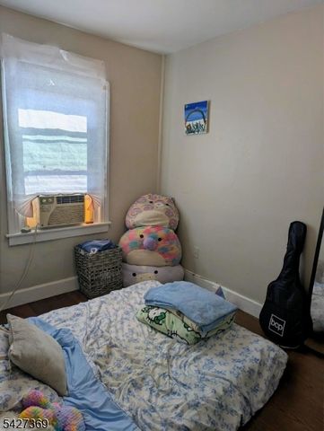 13 Lewis St, Phillipsburg Town, NJ 08865