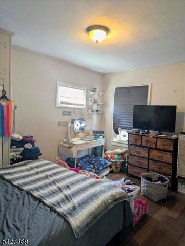13 Lewis St, Phillipsburg Town, NJ 08865