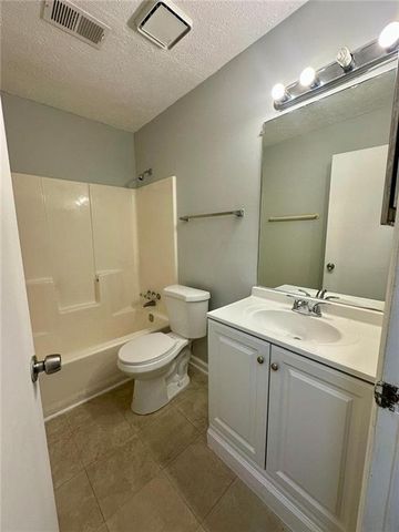 824 Greenhedge Drive, Stone Mountain, GA 30088