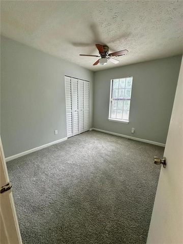 824 Greenhedge Drive, Stone Mountain, GA 30088