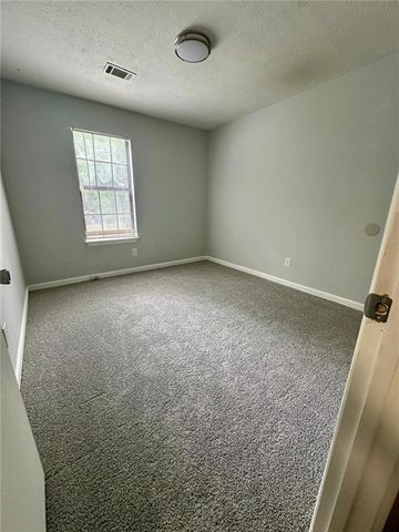 824 Greenhedge Drive, Stone Mountain, GA 30088