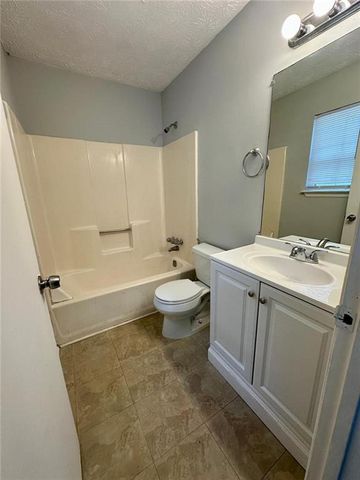 824 Greenhedge Drive, Stone Mountain, GA 30088