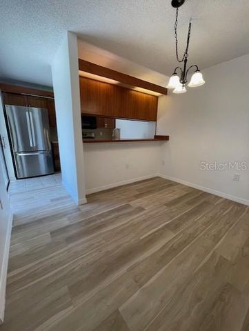 5269 MIDDLE COURT 130, Orlando, FL 32811
