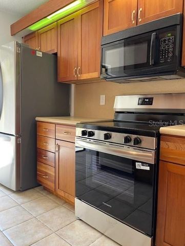 5269 MIDDLE COURT 130, Orlando, FL 32811