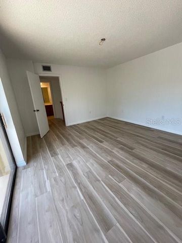 5269 MIDDLE COURT 130, Orlando, FL 32811