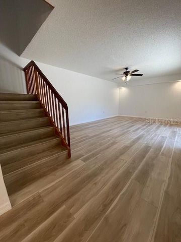 5269 MIDDLE COURT 130, Orlando, FL 32811