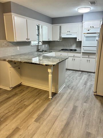 904 Lessel Drive, Jacksonville, AR 72076