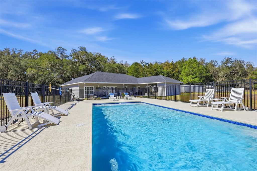 Image 26 of property listing at 15629 NW COUNTY ROAD 231, Gainesville, FL 32609