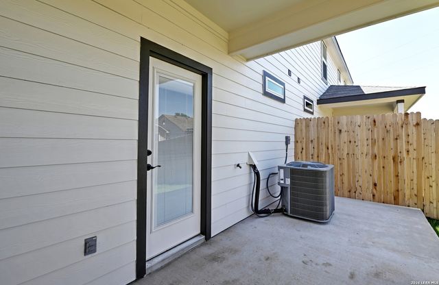 11326 Clearmine St Unit 104, San Antonio, TX 78224