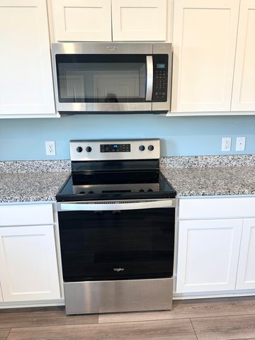 426 Pender Woods Drive, Summerville, SC 29486