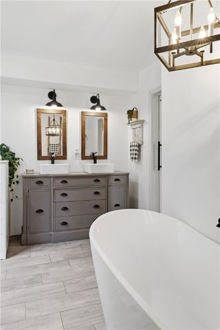 27 Bennett Lane, Erin, NY 14838