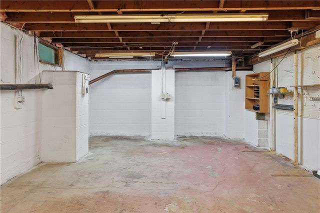 27 Bennett Lane, Erin, NY 14838