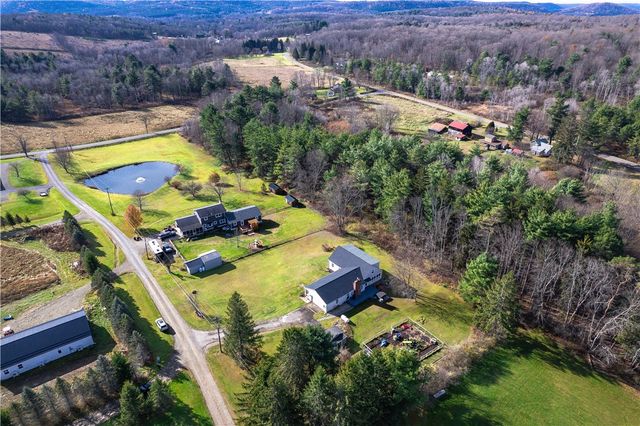 27 Bennett Lane, Erin, NY 14838