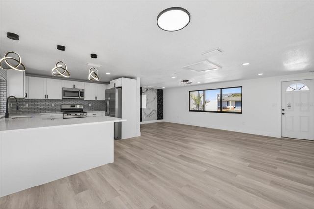 3212 HONEYMOON LANE, Holiday, FL 34691