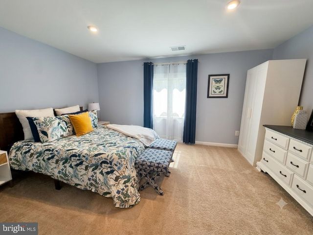 17875 SUGARBERRY RD, Dumfries, VA 22026
