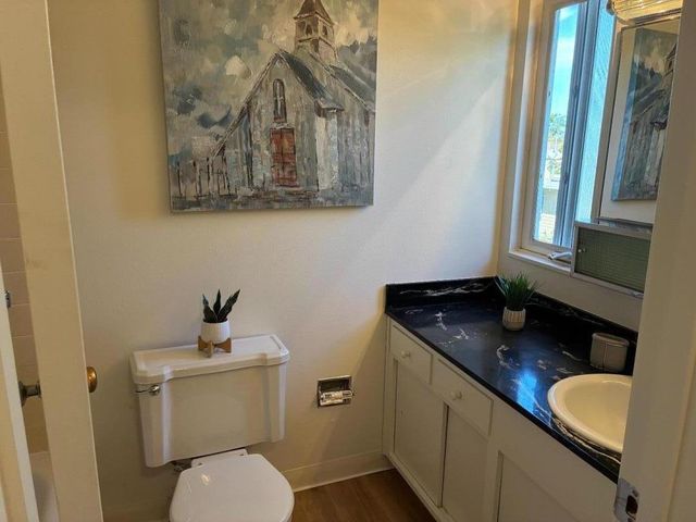 847 N Humboldt Street 302, San Mateo, CA 94401