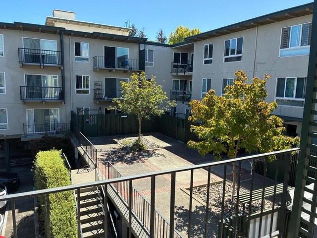 847 N Humboldt Street 302, San Mateo, CA 94401