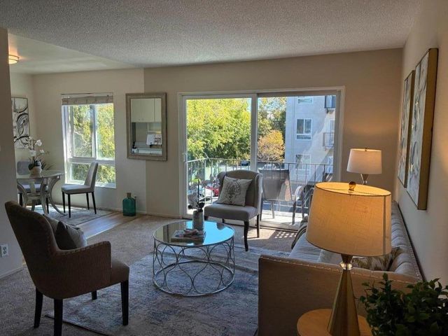 847 N Humboldt Street 302, San Mateo, CA 94401