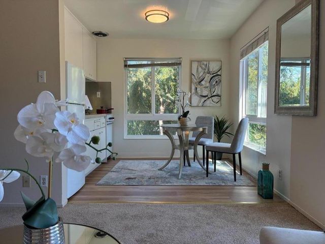 847 N Humboldt Street 302, San Mateo, CA 94401