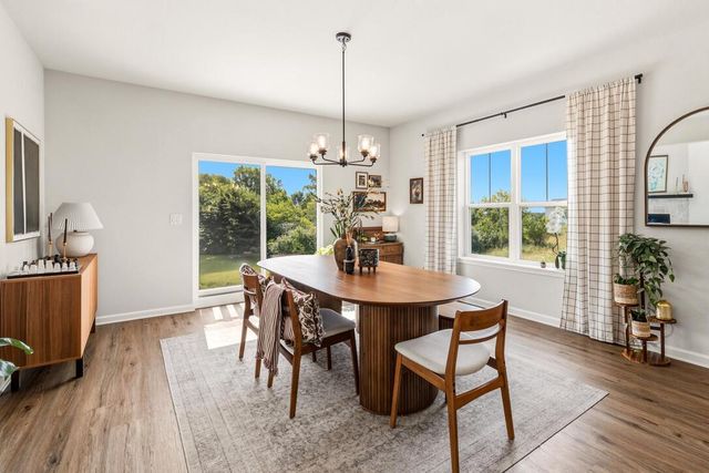 5932 S Quarry Park COURT, New Berlin, WI 53146