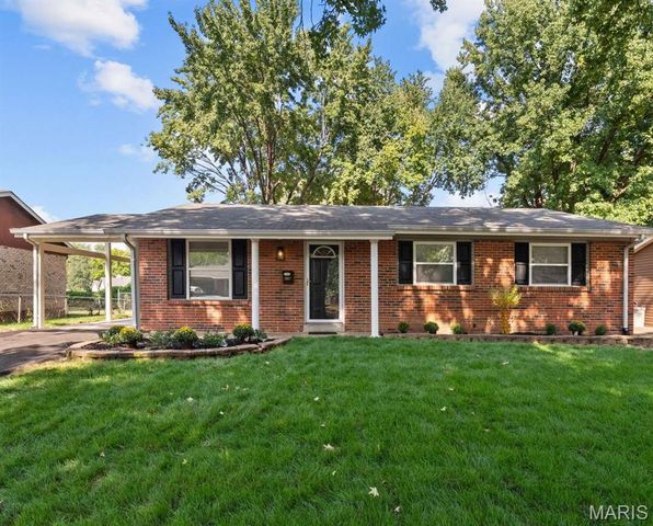 2007 Hungerford Drive, Florissant, MO 63031