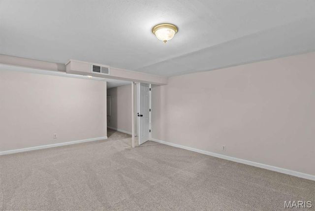 2007 Hungerford Drive, Florissant, MO 63031