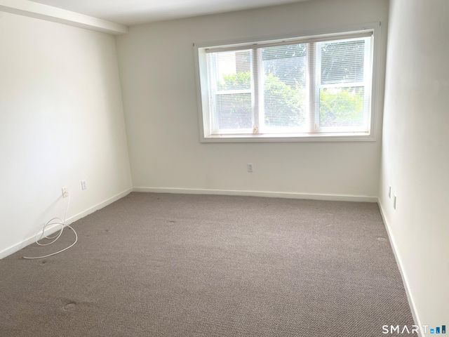 75 Washington Avenue 3-103, Hamden, CT 06518