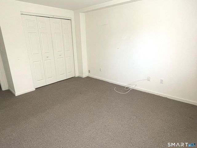 75 Washington Avenue 3-103, Hamden, CT 06518