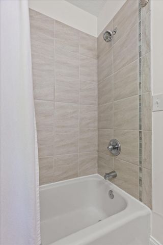 5 E Wotring Street, Rossville, GA 30741