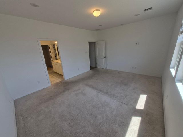 116 Lyrebird LN, Hutto, TX 78634