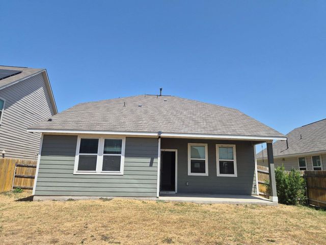 116 Lyrebird LN, Hutto, TX 78634