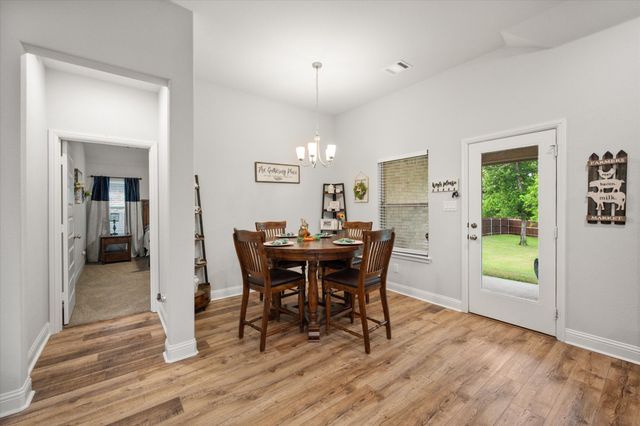 103 Randal Row, Corsicana, TX 75110