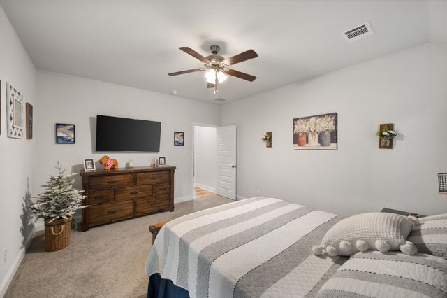 103 Randal Row, Corsicana, TX 75110