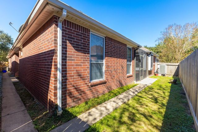 1907 Emerald Court, Houston, TX 77094