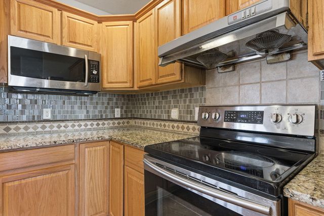 4700 SHALE OAKS AVE, Columbia, MO 65203