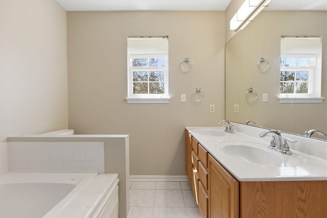 4700 SHALE OAKS AVE, Columbia, MO 65203