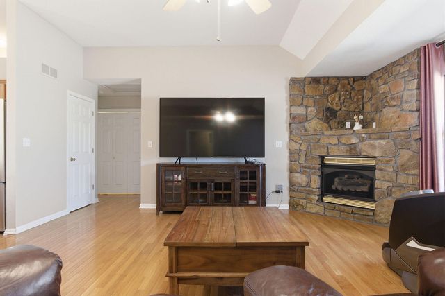 4700 SHALE OAKS AVE, Columbia, MO 65203