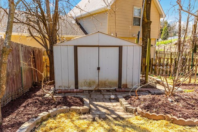 4700 SHALE OAKS AVE, Columbia, MO 65203