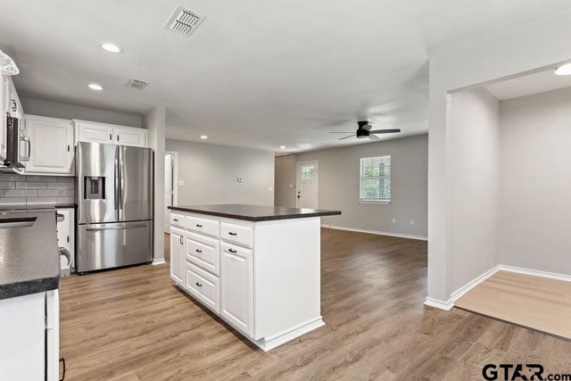 18112 CR 2142, Troup, TX 75789