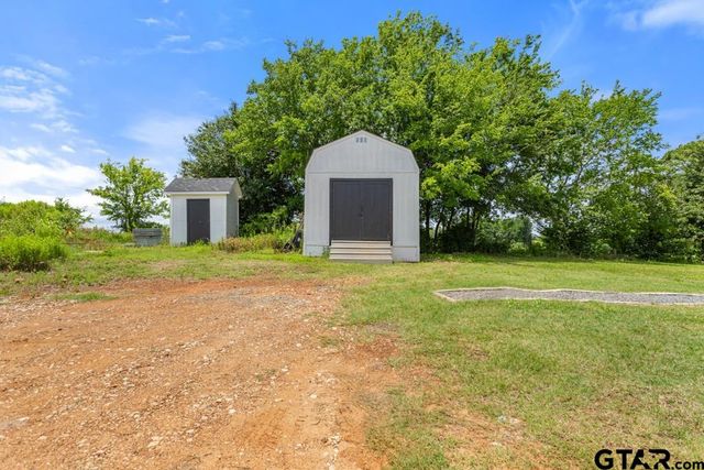 18112 CR 2142, Troup, TX 75789