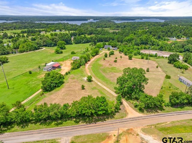 18112 CR 2142, Troup, TX 75789