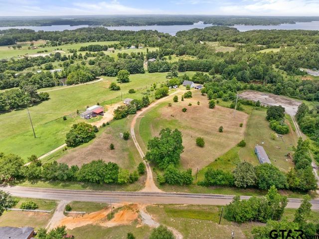 18112 CR 2142, Troup, TX 75789