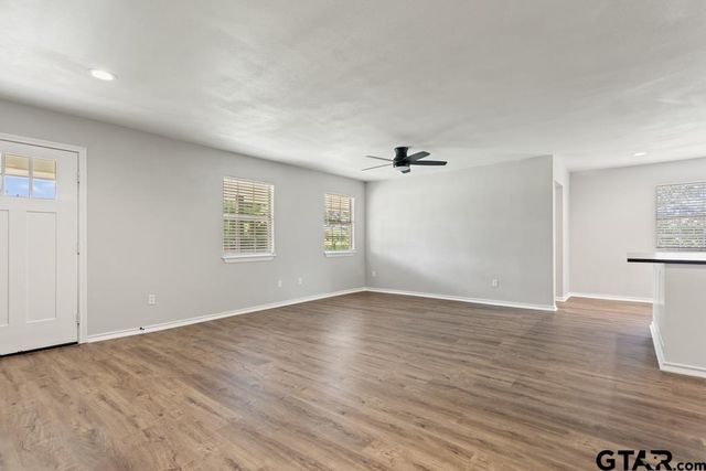 18112 CR 2142, Troup, TX 75789