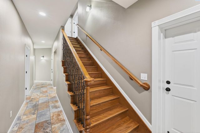 1005 Moonstone Ct, Richland, WA 99352