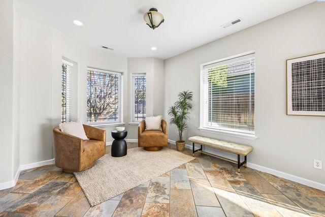 1005 Moonstone Ct, Richland, WA 99352